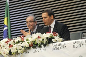 Presidentes da Câmara dos Deputados, Eduardo Cunha, e da Assembléia Legislativa de São Paulo, Fernando Capez, este acusado pelos desvios.       Imagem:  Marco Antonio Cardelino (Alesp)