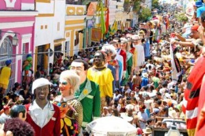 A equipe do Infojovem deseja a todos um ótimo Carnaval- voltaremos com mais notícias no dia 13 de março